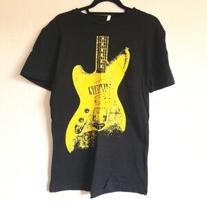 Nirvana Cotton Graphic Guitar Tee NEW without tag
